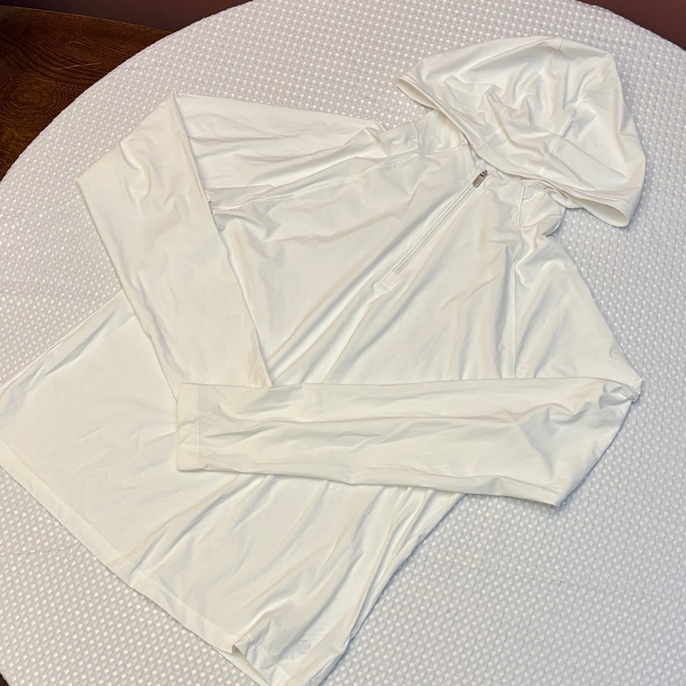 Athleta White Hooded Sunshirt